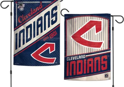 INDIANS GARDEN FLAG